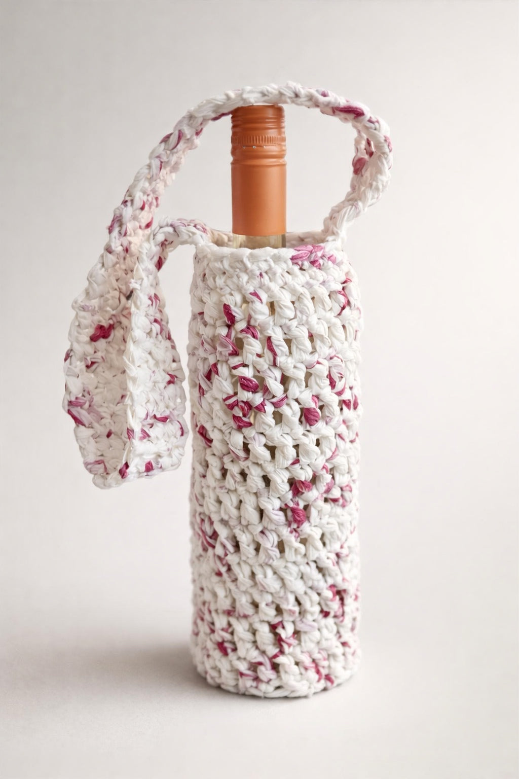 Plarn Bottle Holder