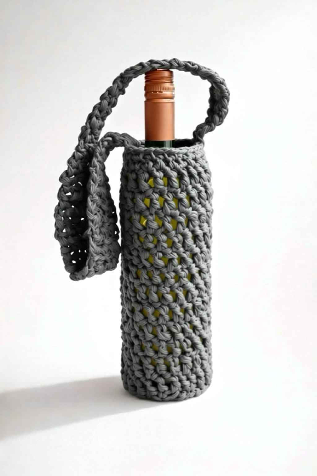 Plarn Bottle Holder
